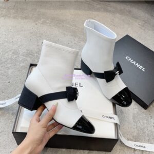 Replica Chanel Short Boots in Stretch Lambskin & Patent Calfskin G40099 White Black 2