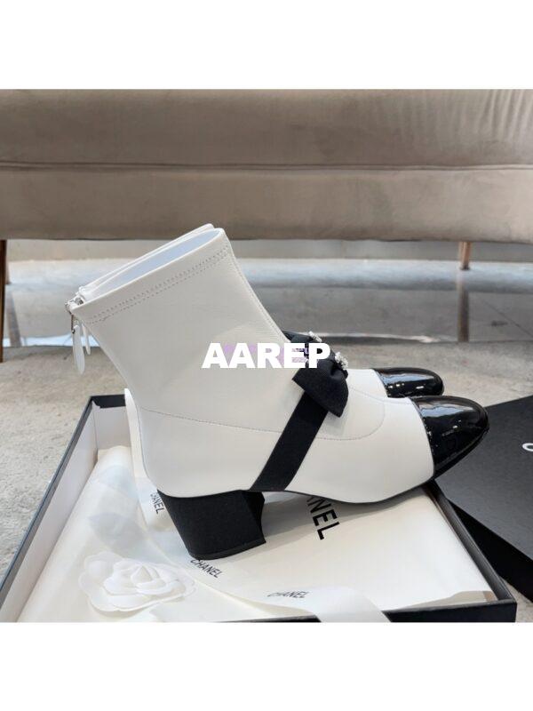 Replica Chanel Short Boots in Stretch Lambskin & Patent Calfskin G40099 White Black 5
