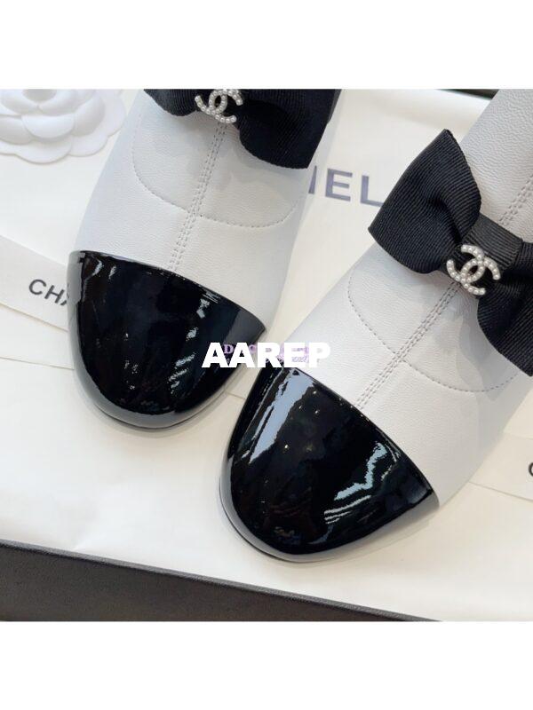 Replica Chanel Short Boots in Stretch Lambskin & Patent Calfskin G40099 White Black 7