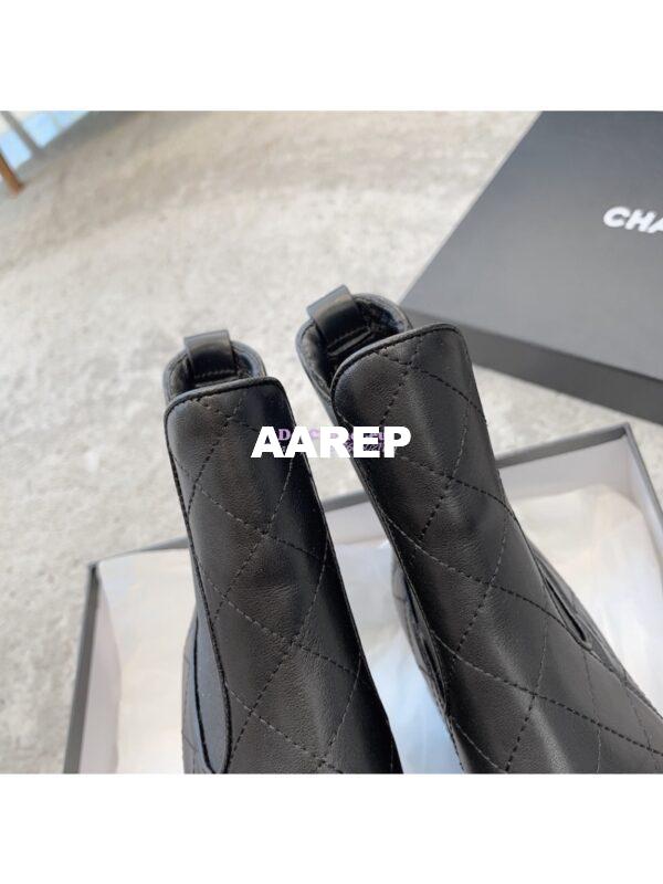 Replica Chanel Short Boots in Calfskin & Patent Calfskin G45087 Black 5