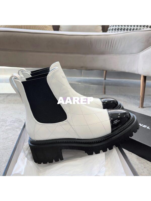 Replica Chanel Short Boots in Calfskin & Patent Calfskin G45087 White & Black 5