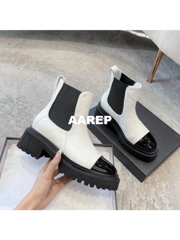 Replica Chanel Short Boots in Calfskin & Patent Calfskin G45087 White & Black 8