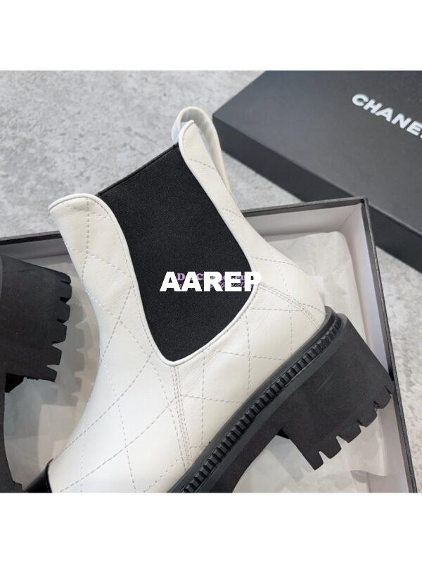 Replica Chanel Short Boots in Calfskin & Patent Calfskin G45087 White & Black 11