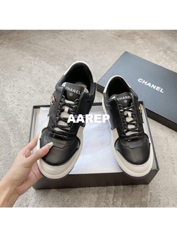 Replica Chanel 23C Trainers Lambskin & Suede Calfskin G45212 Black White 3