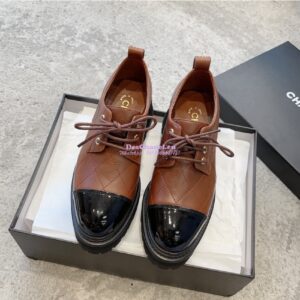 Replica Chanel Lace-Up Shoes in Calfskin & Patent Calfskin G45075 Light Brown & Black