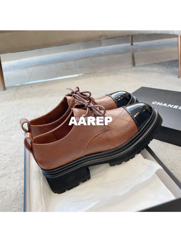 Replica Chanel Lace-Up Shoes in Calfskin & Patent Calfskin G45075 Light Brown & Black 2