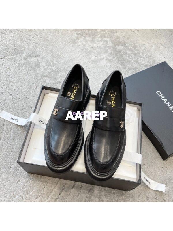 Replica Chanel Moccasins in Calfskin G45074 Black 3