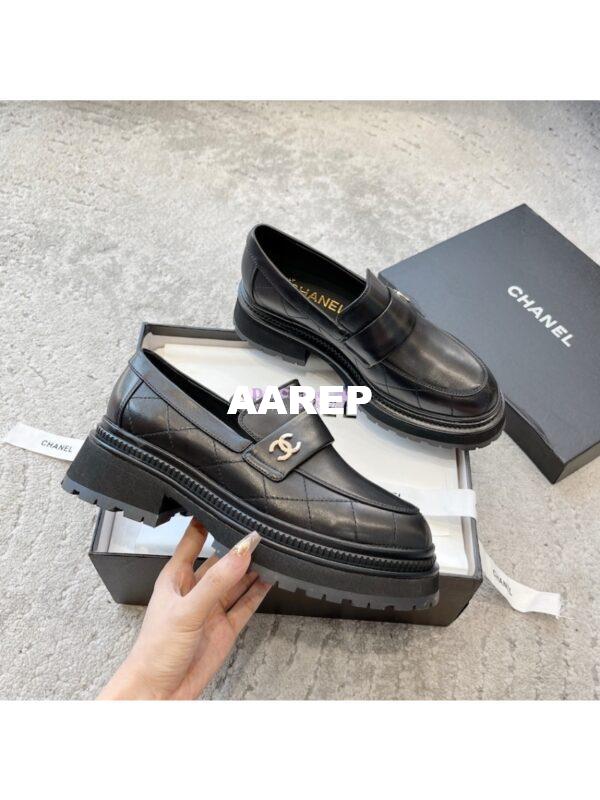 Replica Chanel Moccasins in Calfskin G45074 Black 5
