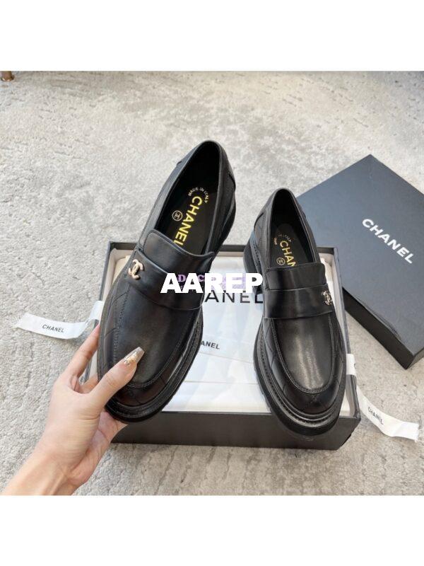 Replica Chanel Moccasins in Calfskin G45074 Black 6