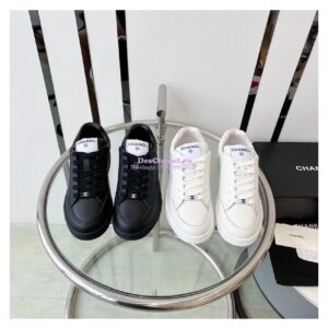 Replica Chanel Calfskin Sneaker G45085 Black 2
