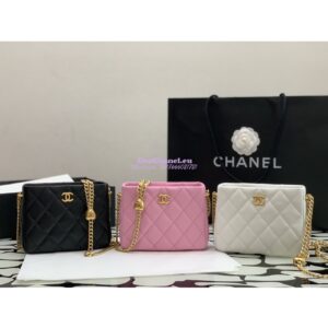 Replica Chanel Small Hobo Heart Chain Grained Calfskin AS3830 White