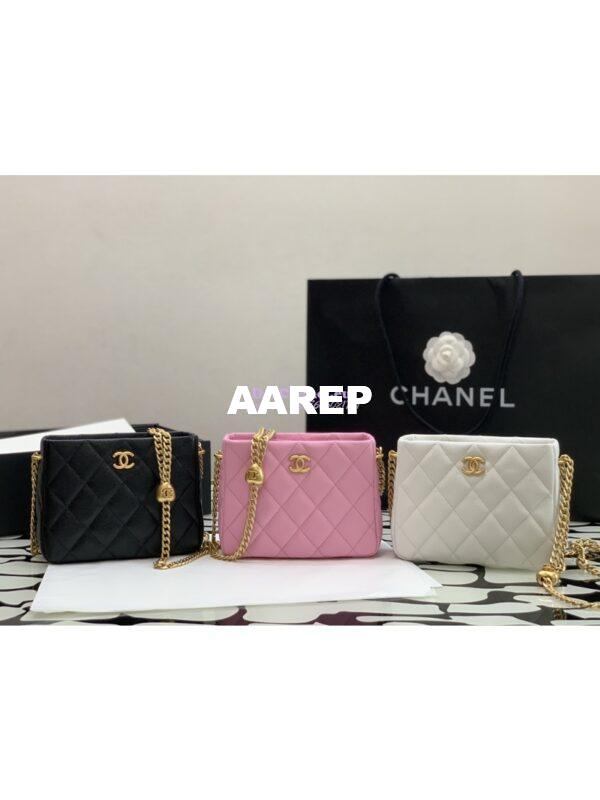 Replica Chanel Small Hobo Heart Chain Grained Calfskin AS3830 White