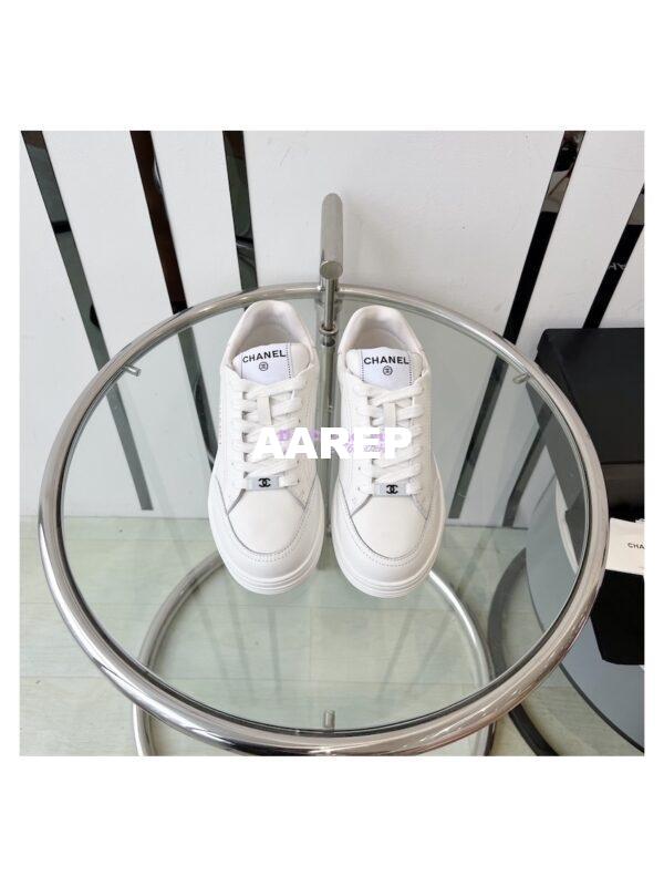 Replica Chanel Calfskin Sneaker G45085 White 4