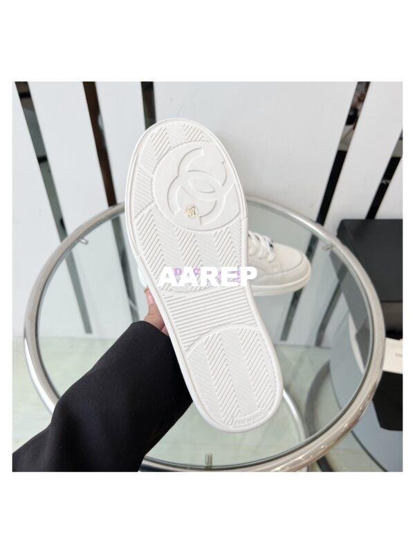 Replica Chanel Calfskin Sneaker G45085 White 11