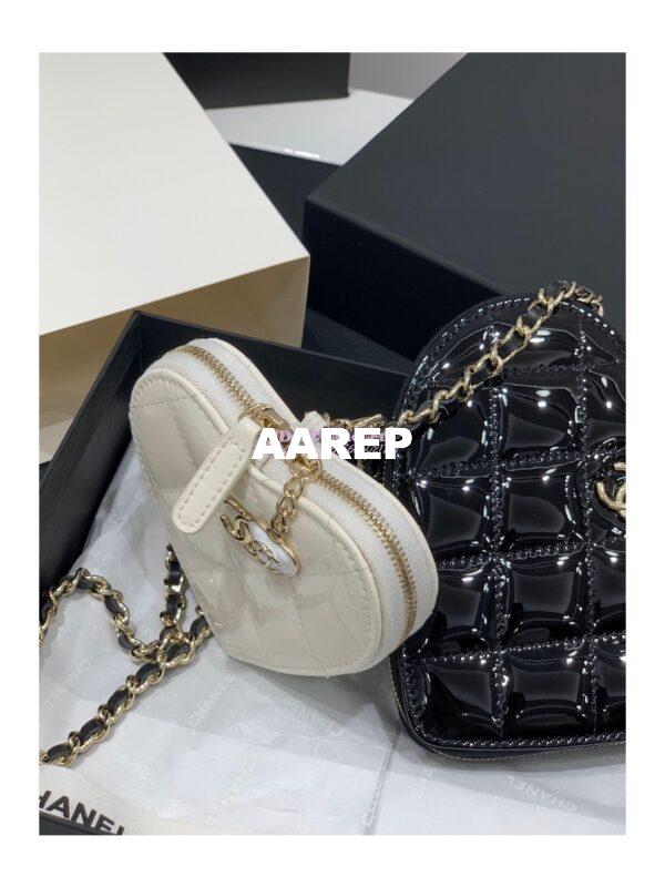 Replica Chanel Clutch with Chain in Patent Calfskin AP3295 Heart with Resin 6