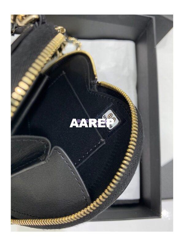 Replica Chanel Clutch with Chain in Patent Calfskin AP3295 Heart with Resin 10