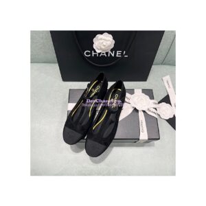 Replica Chanel Mary Jane Suede Kidskin & Grosgrain G39562 2