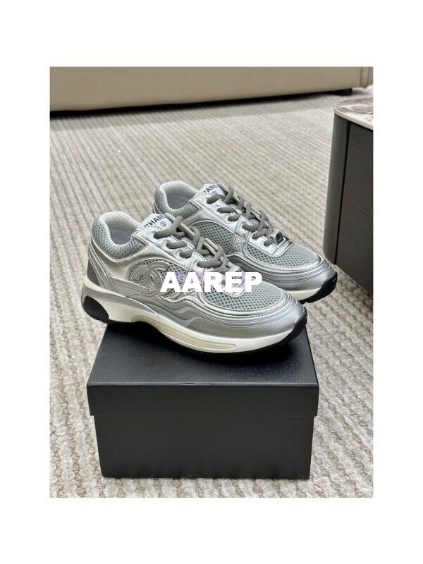 Replica Chanel Fabric & Laminated Sneakers G39792 T03 4