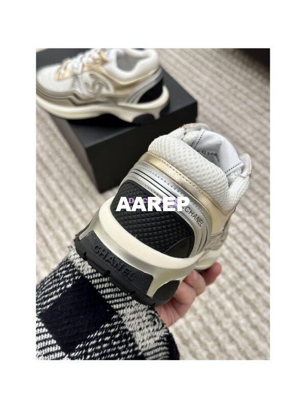 Replica Chanel Fabric & Laminated Sneakers G39792 T01 8