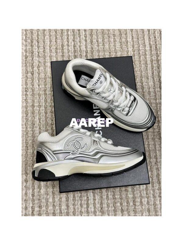 Replica Chanel Fabric & Laminated Sneakers G39792 T02 7