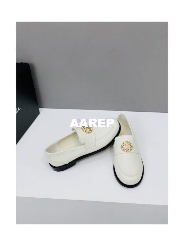 Replica Chanel Calfskin CC Crystals Loafers Calfskin G39606 White 2