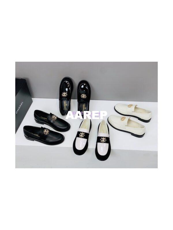 Replica Chanel Calfskin CC Crystals Loafers Patent Calfskin & Kidskin G39606 Black 3