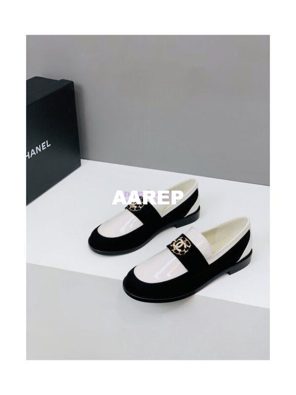 Replica Chanel Calfskin CC Crystals Loafers Patent Calfskin & Kidskin G39606 White Black 4