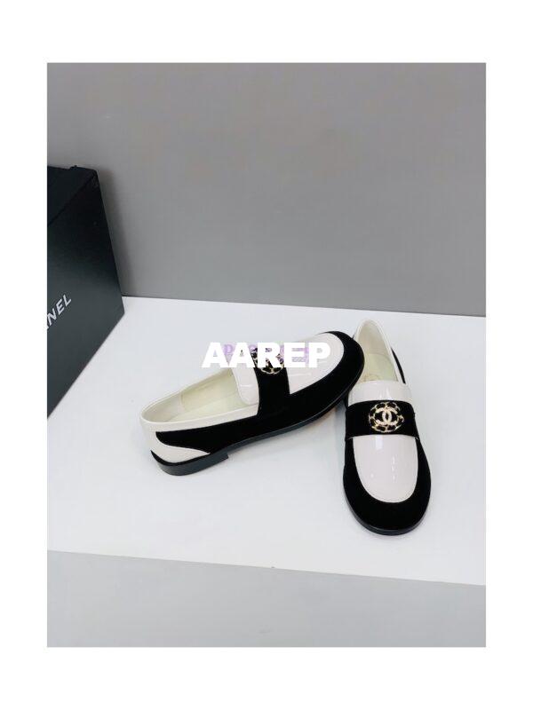 Replica Chanel Calfskin CC Crystals Loafers Patent Calfskin & Kidskin G39606 White Black 8