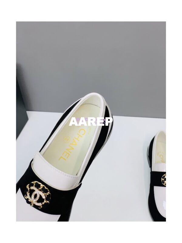 Replica Chanel Calfskin CC Crystals Loafers Patent Calfskin & Kidskin G39606 White Black 9