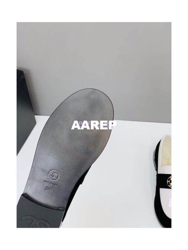 Replica Chanel Calfskin CC Crystals Loafers Patent Calfskin & Kidskin G39606 White Black 11