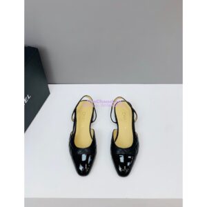 Replica Chanel Slingbacks 20mm Quilted Lambskin & Patent Cap Toe G39221 2