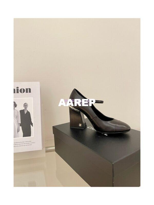 Replica Chanel Open Shoes Shiny Goatskin with Pearls G39245 Black 4