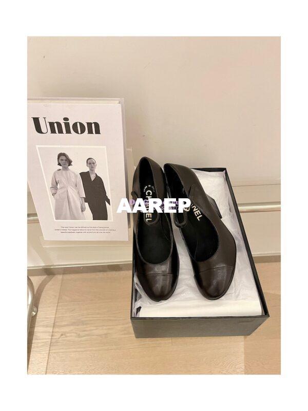 Replica Chanel Open Shoes Shiny Goatskin with Pearls G39245 Black 10