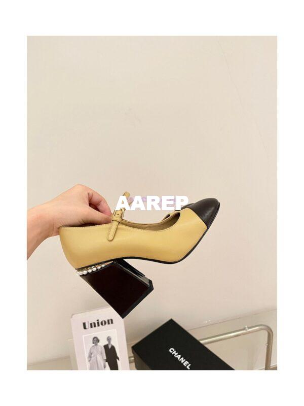 Replica Chanel Open Shoes Shiny Goatskin with Pearls G39245 Beige & Black 3