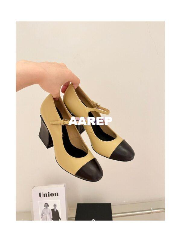 Replica Chanel Open Shoes Shiny Goatskin with Pearls G39245 Beige & Black 5