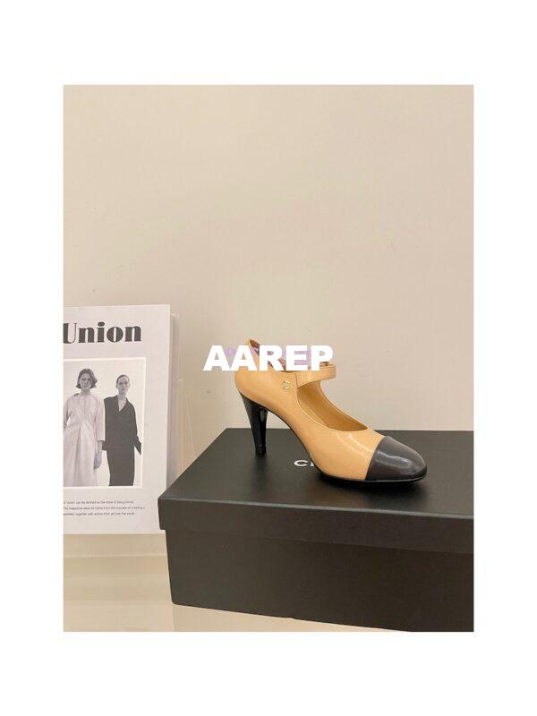 Replica Chanel Open Shoes Shiny Goatskin G39110 Beige & Dark Gray 7