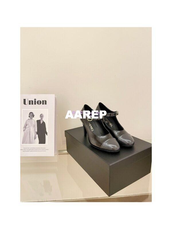 Replica Chanel Open Shoes Shiny Goatskin G39110 Black & Dark Gray 5