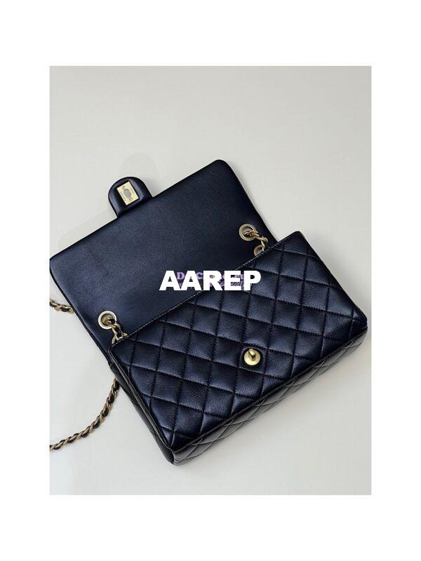 Replica Chanel 22SS Flap Bag in Lambskin AS3897 Black 8