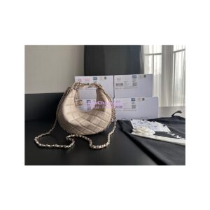 Replica Chanel 23P Small Hobo Bag Lambskin AS3917 Ecru (Limited Edition)