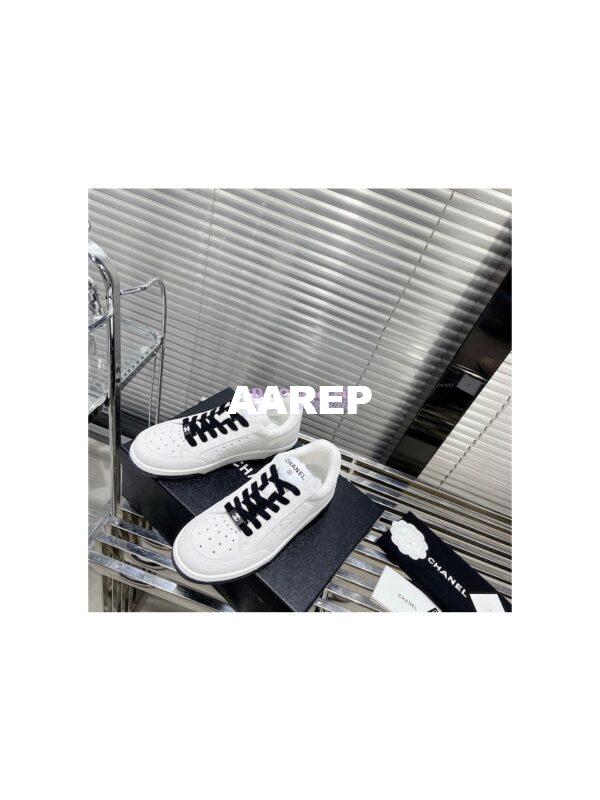 Replica Chanel Suede Calfskin Trainers G39225 White 5