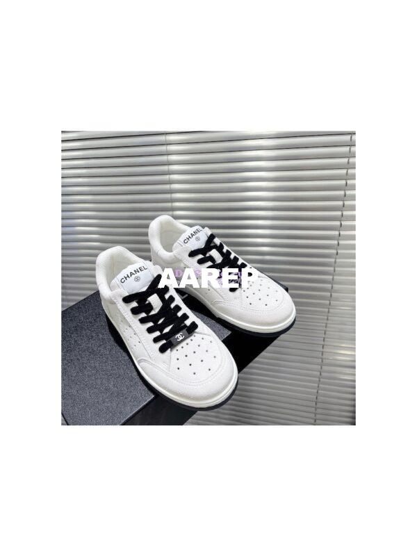 Replica Chanel Suede Calfskin Trainers G39225 White 8