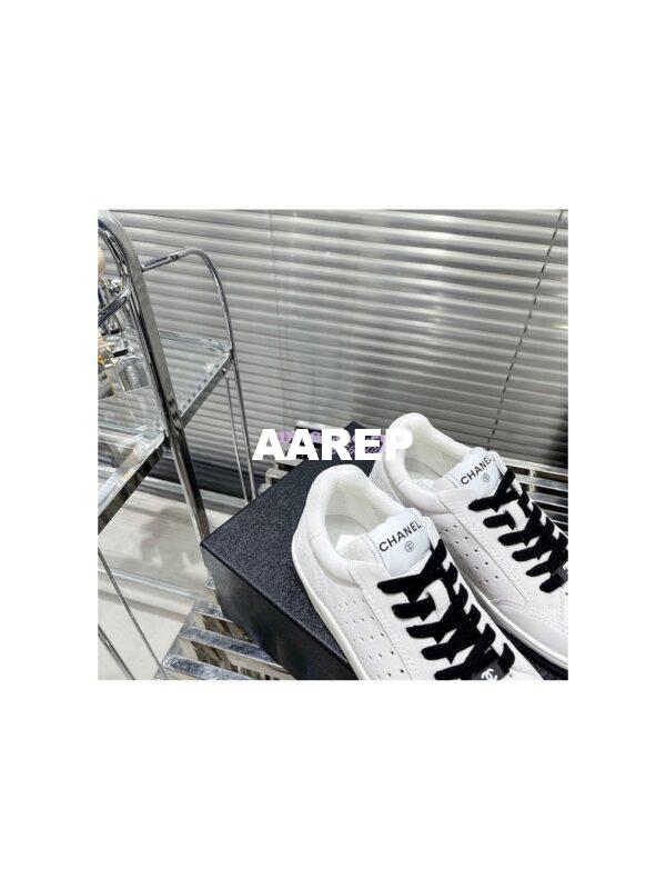 Replica Chanel Suede Calfskin Trainers G39225 White 9