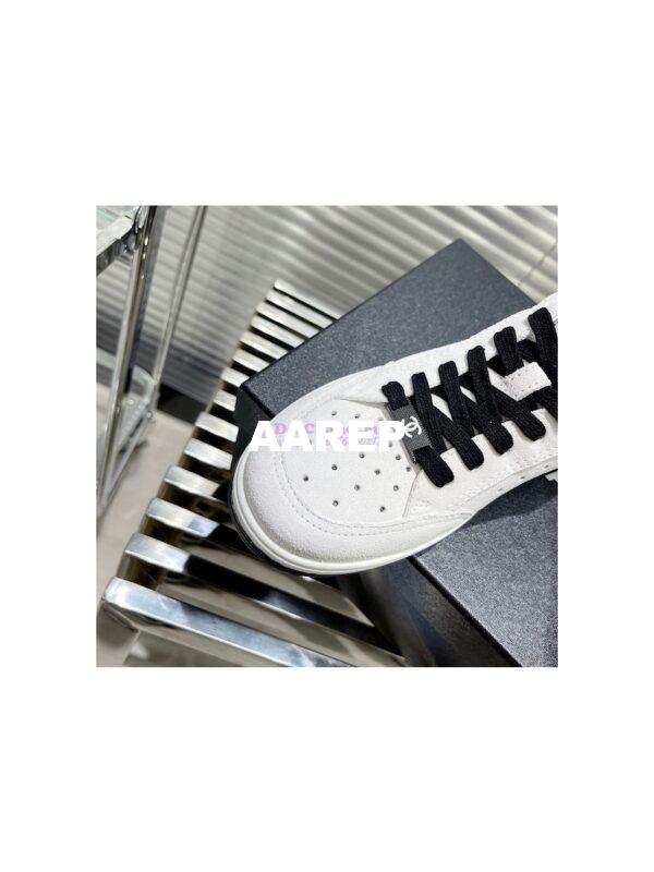 Replica Chanel Suede Calfskin Trainers G39225 White 10