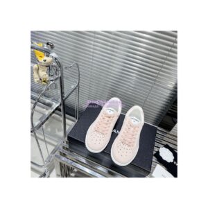 Replica Chanel Suede Calfskin Trainers G39225 Light Pink 2