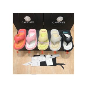 Replica Chanel 22P Lambskin Padded Pool Thong Logo Mule Flats G38888