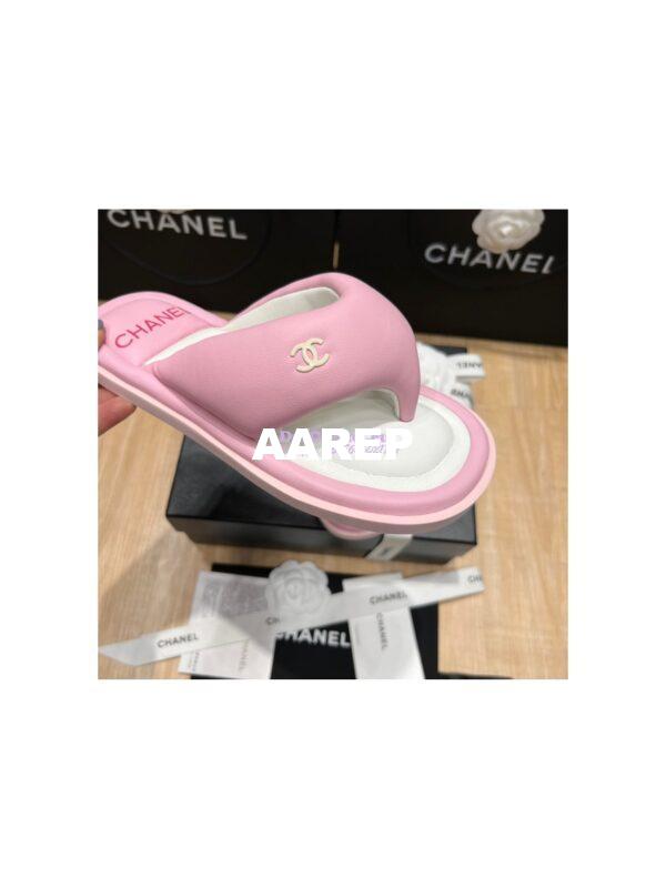 Replica Chanel 22P Lambskin Padded Pool Thong Logo Mule Flats G38888 12