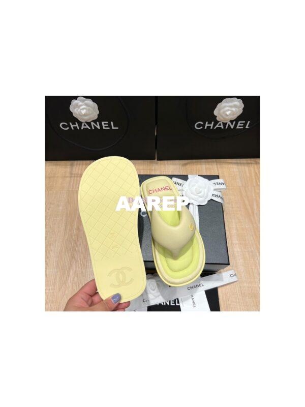 Replica Chanel 22P Lambskin Padded Pool Thong Logo Mule Flats G38888 24