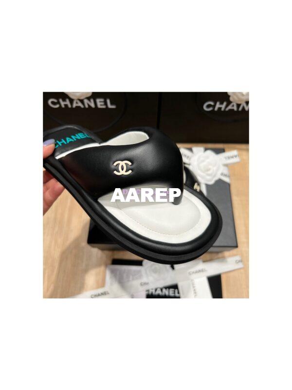 Replica Chanel 22P Lambskin Padded Pool Thong Logo Mule Flats G38888 27