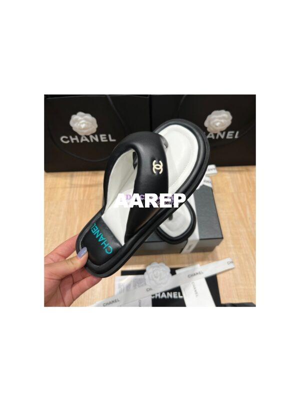 Replica Chanel 22P Lambskin Padded Pool Thong Logo Mule Flats G38888 29