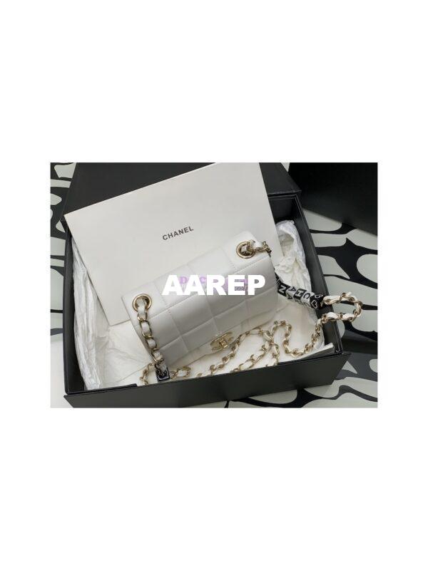 Replica Chanel Mini Flap Bag in Lambskin and Resin AS3744 White 5